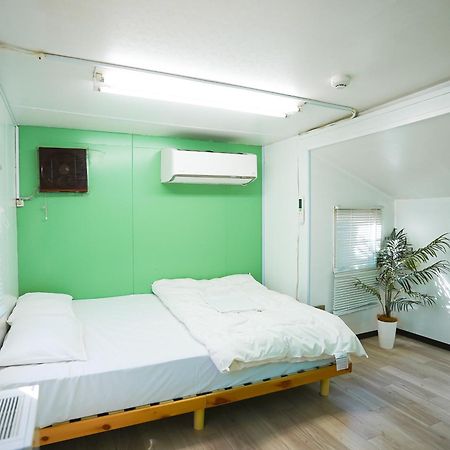 Bulls Camp -Guesthouse With Pets At The Foot Of World Heritage Mt.Fuji- Фудзикавагутико Экстерьер фото